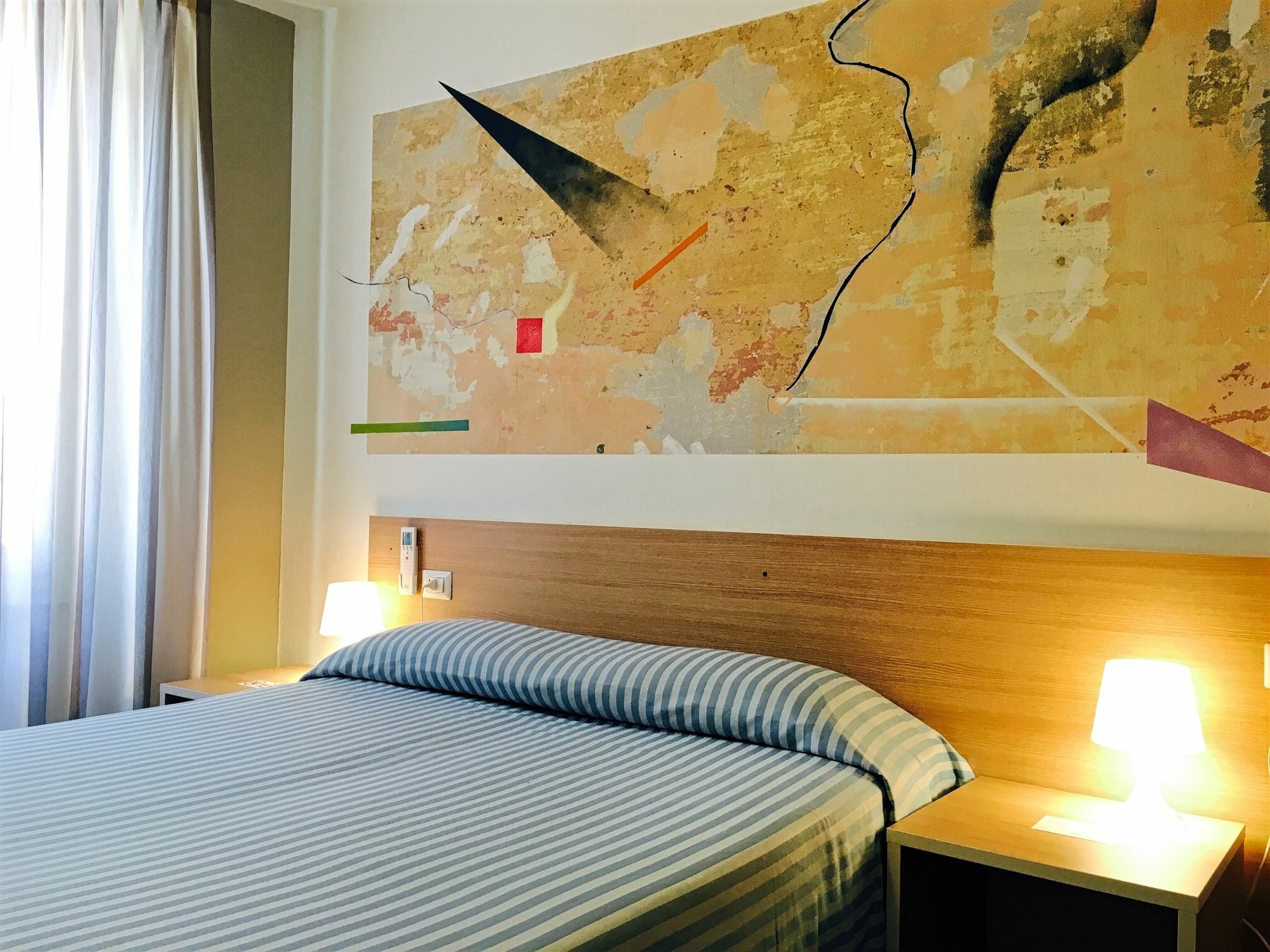Отель Anton&Art Lake Como Экстерьер фото
